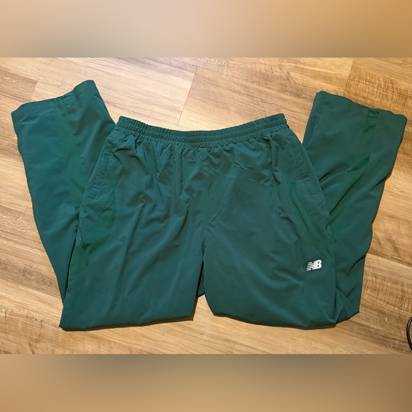 New Balance Men's Dark Green Pants - Picture 2 of 6